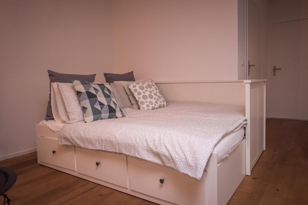 2 Bedroom - City Center Apartment - อินเทอร์ลาเคน ภายนอก รูปภาพ